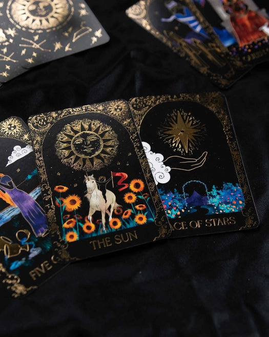 Df Moons Dreamy Moons Tarot – Dala Tarot